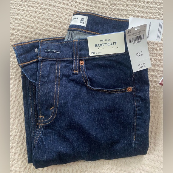 Abercrombie & Fitch Mid Rise Bootcut Jeans NWT 25S Dark Rinse - Picture 8 of 8